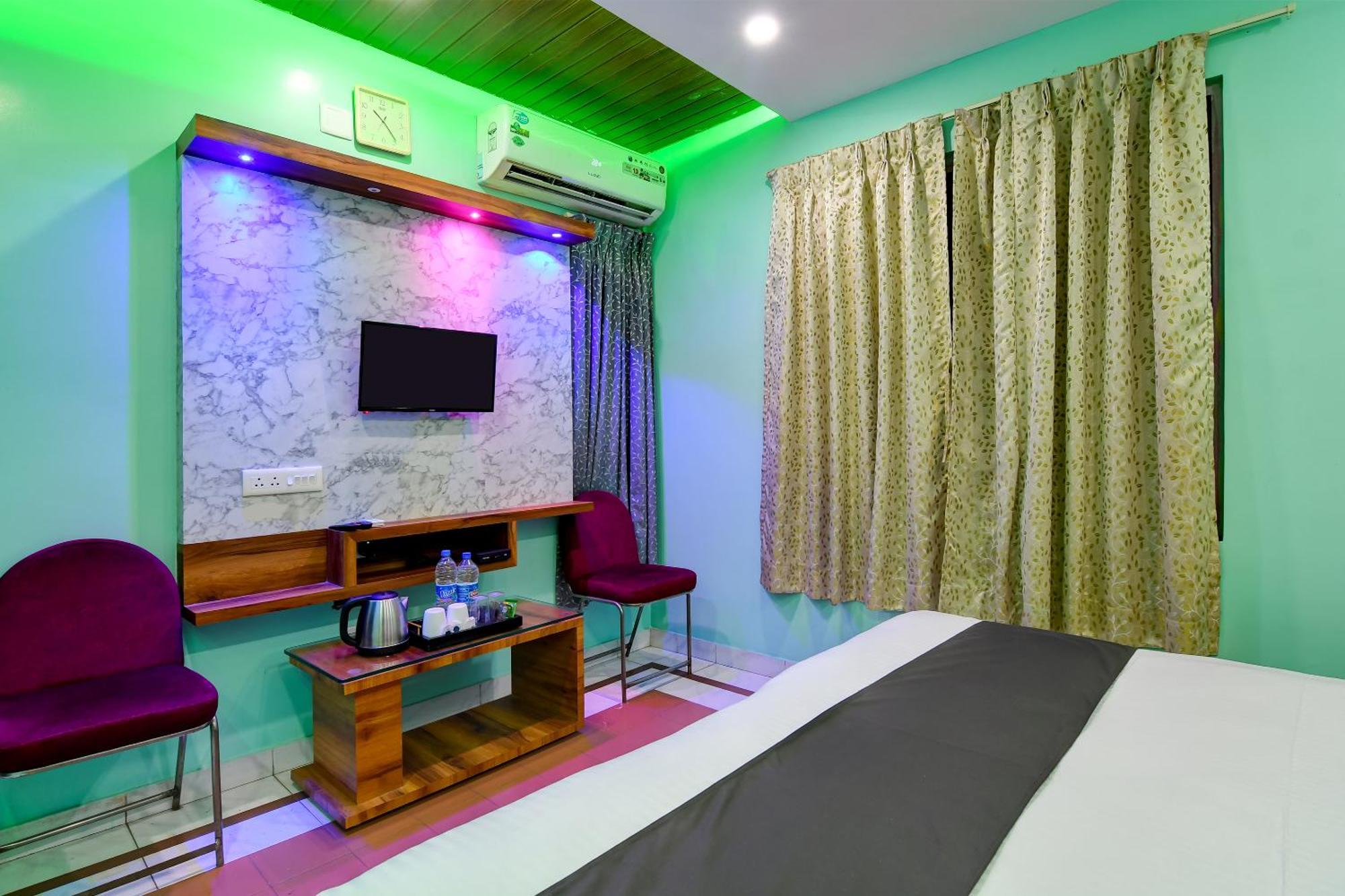 Hotel Ashray 普里 外观 照片
