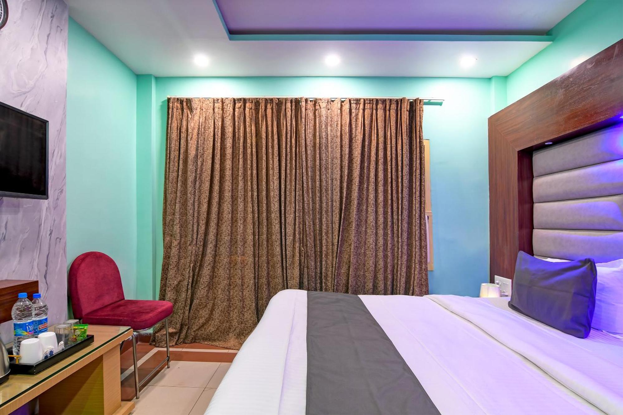 Hotel Ashray 普里 外观 照片