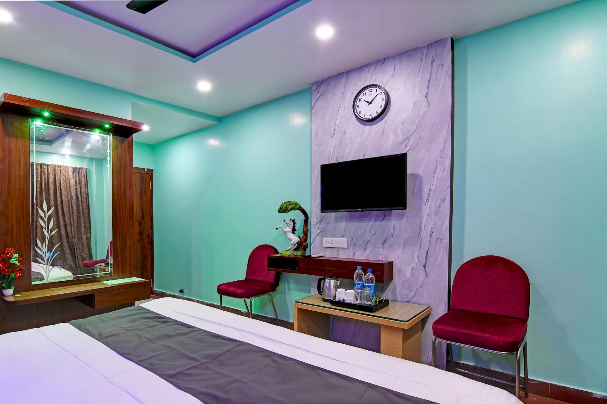 Hotel Ashray 普里 外观 照片